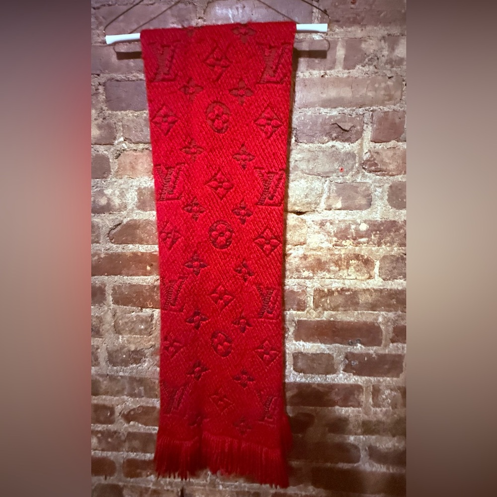 Velvet yarn Scarf with fringe